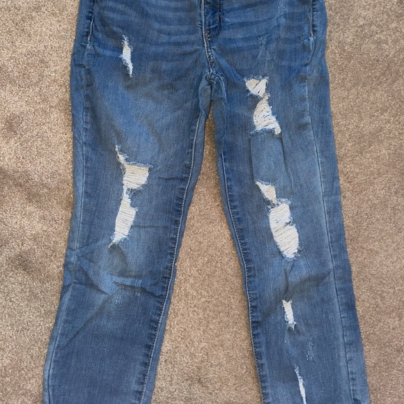 Cropped Jeans. - Picture 6 of 6